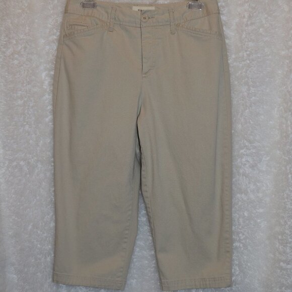 St. John's Bay ladies capri pants size 8 - Picture 1 of 5